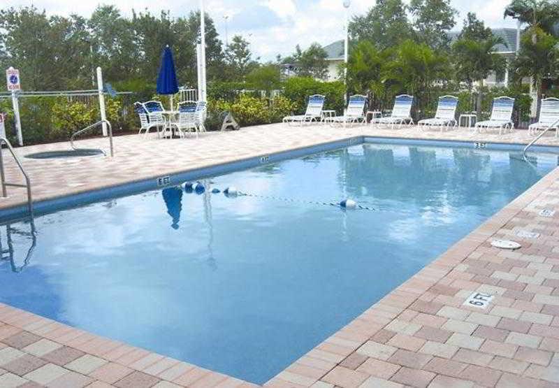 فندق أجنحة سبرنجهيل بورت سانت. لويس Port St. Lucie المظهر الخارجي الصورة